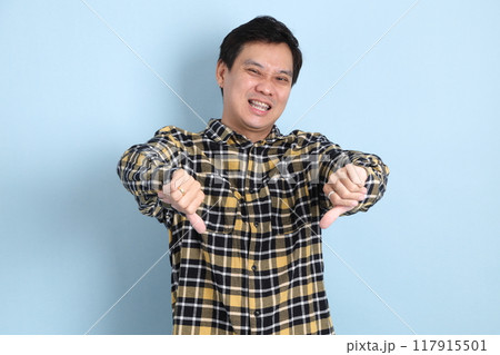 35s Asian man 35s Asian man 117915501