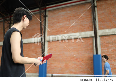 30s Asian man 30s Asian man 117915775