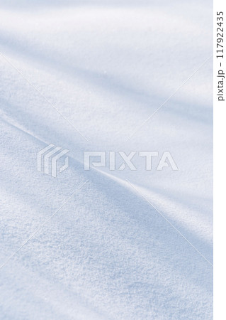 デコボコした雪模様 117922435