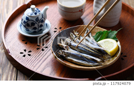 きびなご一夜干し ( きびなごの干物 )和歌山県串本港産 きびなご一夜干し ( きびなごの干物 )和歌山県串本港産 117924079