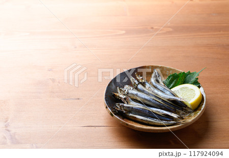 きびなご一夜干し ( きびなごの干物 )和歌山県串本港産 きびなご一夜干し ( きびなごの干物 )和歌山県串本港産 117924094