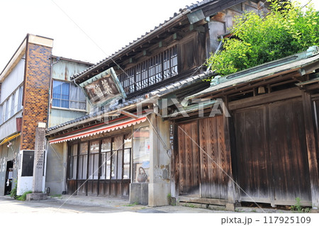 埼玉県志木市の古民家の建つ風景 埼玉県志木市の古民家の建つ風景 117925109