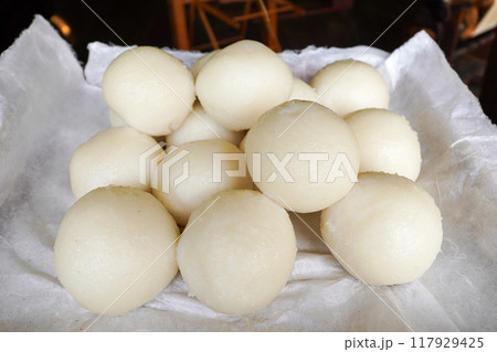 中秋の名月　お月見のお供え物（東京都世田谷区 次大夫堀公園） 117929425