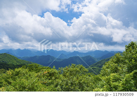 群馬県碓氷峠の見晴台からの眺望 117930509