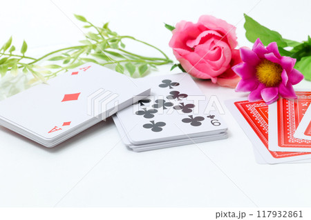 トランプ, 玩具, ゲーム, おもちゃ, 勝負, 遊び, カードゲーム, ポーカー,カード、マーク トランプ, 玩具, ゲーム, おもちゃ, 勝負, 遊び, カードゲーム, ポーカー,カード、マーク 117932861