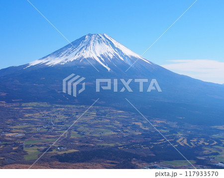 毛無山から望む冬の富士 117933570