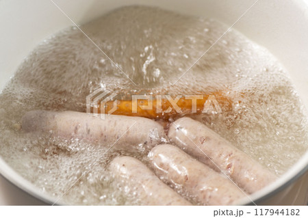 ボイルソーセージ 117944182