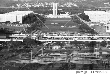 ブラジリアの市街風景　ブラジル 117945999