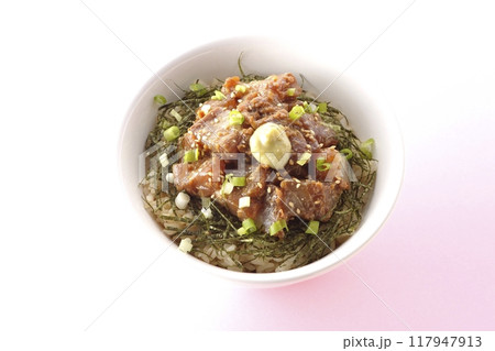 黒鯛の味噌漬け丼を俯瞰で撮影 117947913