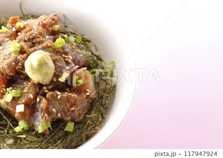 黒鯛の味噌漬け丼を俯瞰で撮影 117947924