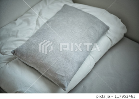 布団と枕 117952463