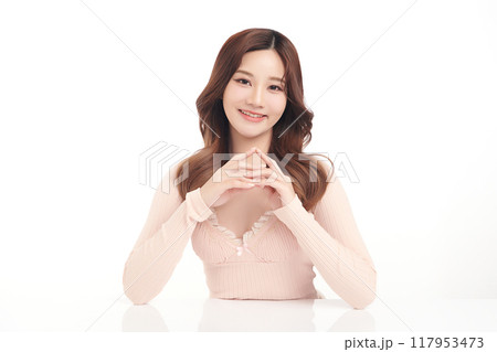 Beautiful young asian woman with clean fresh skin on white background, Face care, Facial treatment, Cosmetology, beauty and spa, Asian women portrait. 117953473