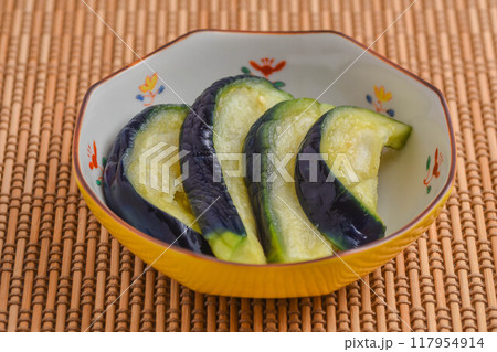 ジューシーな水茄子 ジューシーな水茄子 117954914