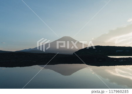 富士山 富士山 117960285