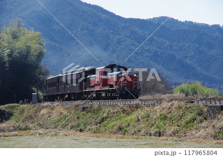 山口線 徳佐駅 DD51試運転発車 山口線 徳佐駅 DD51試運転発車 117965804