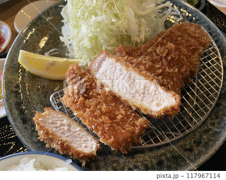 とんかつ ロースカツ 117967114