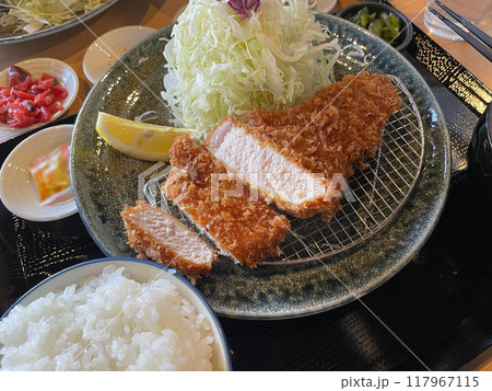 とんかつ ロースカツ 117967115