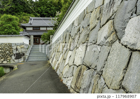 四国八十八箇所56番 泰山寺 参道 愛媛県今治市 四国八十八箇所56番 泰山寺 参道 愛媛県今治市 117968907