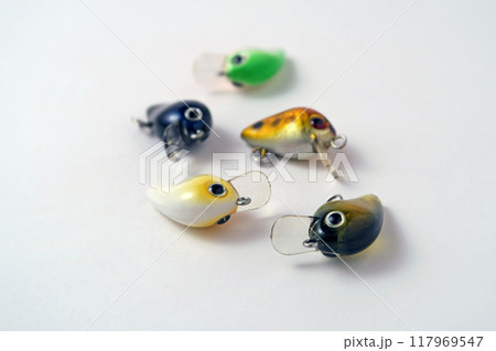 魚釣りの疑似餌のマイクロクランクルアー 117969547