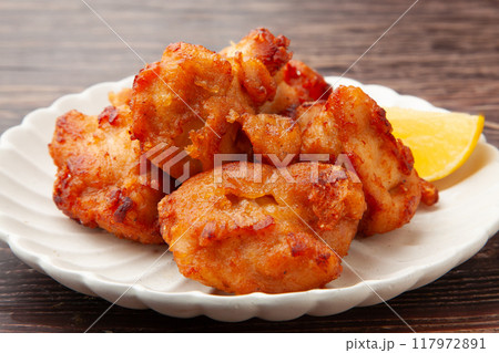 鶏の唐揚げ 117972891