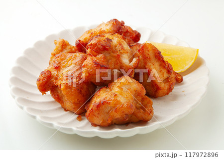 鶏の唐揚げ 鶏の唐揚げ 117972896