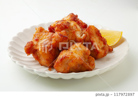 鶏の唐揚げ 117972897