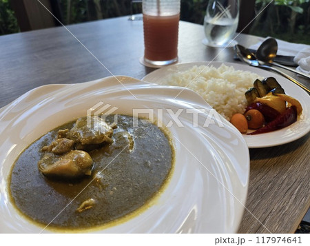 沖縄 ランチ ココナッツグリーンカレー 沖縄 ランチ ココナッツグリーンカレー 117974641