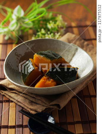かぼちゃの煮物 117975512