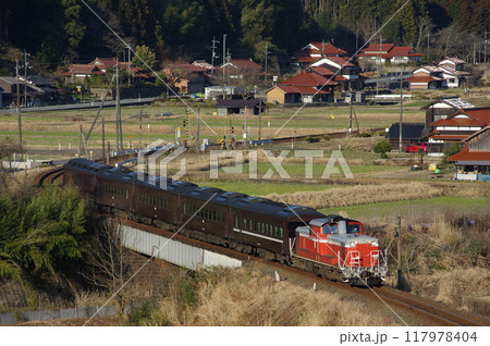 山口線 渡川付近 DD51試運転 117978404