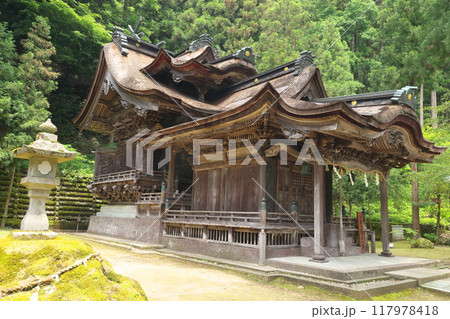 紙祖神 岡太神社・大瀧神社 下宮の社殿 紙祖神 岡太神社・大瀧神社 下宮の社殿 117978418