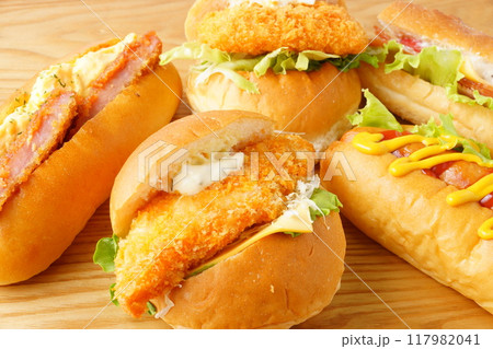 惣菜バーガー ホットドッグ 海老カツ 惣菜バーガー ホットドッグ 海老カツ 117982041