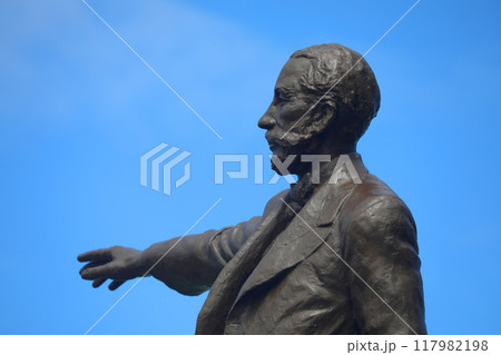 さっぽろ羊ヶ丘展望台のクラーク博士像 117982198