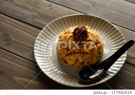 肉みそチャーハン 肉みそチャーハン 117982919