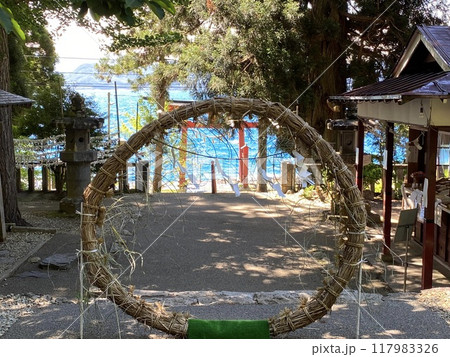 田沢湖湖畔の神社で夏越の祓（なごしのはらえ） 117983326