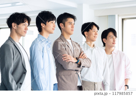 ベンチャー企業のエンジニア　 117985857