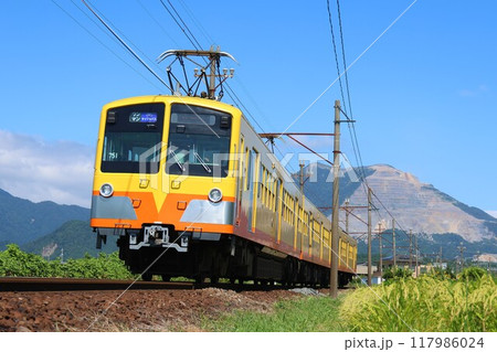 【三岐鉄道】751系と藤原岳（三岐線：三里〜丹生川） 117986024