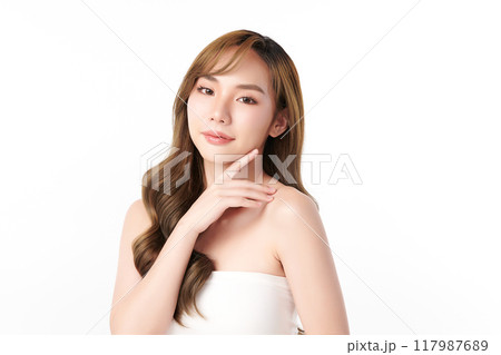 Beautiful young asian woman with clean fresh skin on white background, Face care, Facial treatment, Cosmetology, beauty and spa, Asian women portrait. 117987689