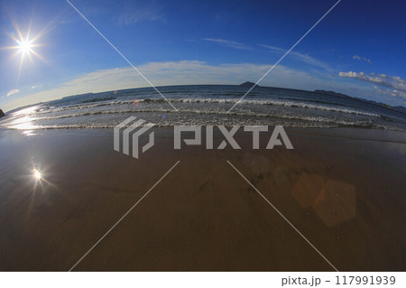 姉子の浜夕景 117991939