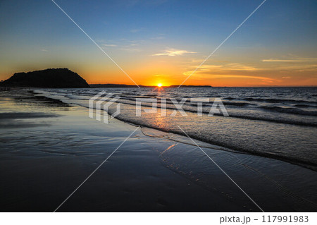 姉子の浜夕景 姉子の浜夕景 117991983