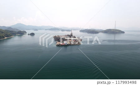 瀬戸内海の軍艦島【契島】空撮 TIG_001 瀬戸内海の軍艦島【契島】空撮 TIG_001 117993498