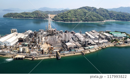 瀬戸内海の軍艦島【契島】空撮 TIG_018 瀬戸内海の軍艦島【契島】空撮 TIG_018 117993822