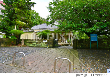 オランダ坂　東山手十二番館　長崎市 117999352