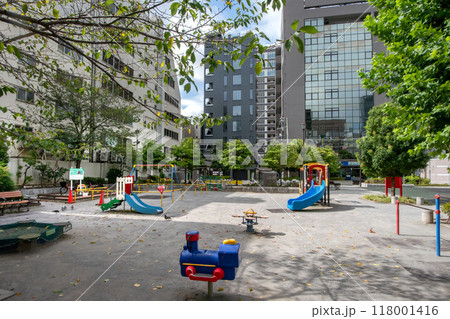 東京都港区新橋の桜田公園 東京都港区新橋の桜田公園 118001416