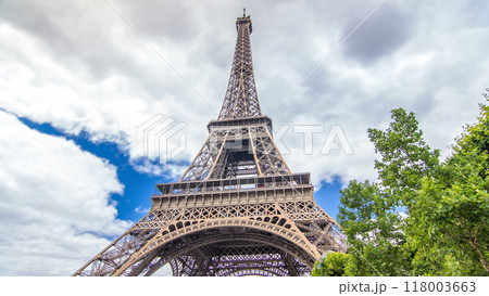 Champ de Mars and the Eiffel Tower timelapse hyperlapse in a sunny summer day. Paris, France Champ de Mars and the Eiffel Tower timelapse hyperlapse in a sunny summer day. Paris, France 118003663