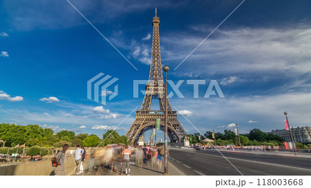 Eiffel Tower view from the Bridge of Jena timelapse hyperlapse, Paris, France 118003668