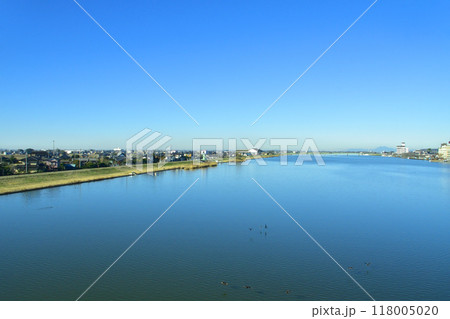 JR東日本、鹿島線佐原駅から鹿島神宮駅までの車窓風景(2022年冬) 118005020