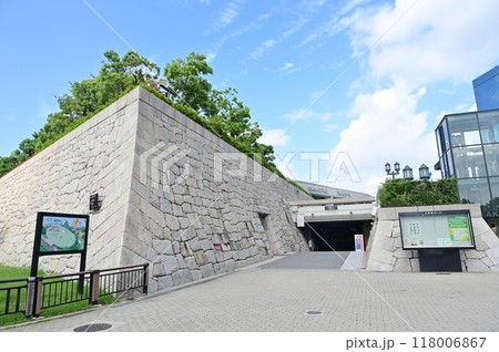 大阪城ホール（大阪城公園内にある多目的アリーナ） 118006867