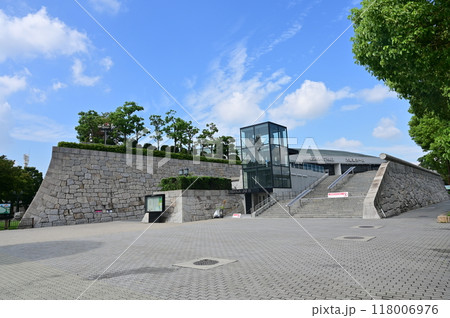 大阪城ホール(大阪城公園内にある多目的アリーナ) 大阪城ホール(大阪城公園内にある多目的アリーナ) 118006976