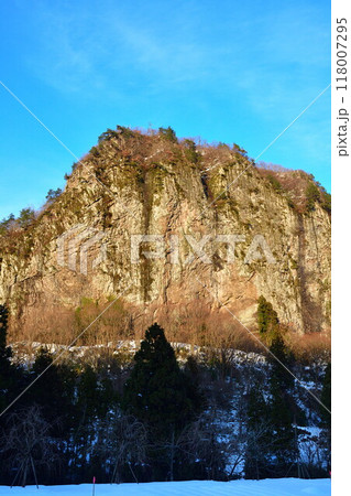 八木ヶ鼻(新潟県) 八木ヶ鼻(新潟県) 118007295