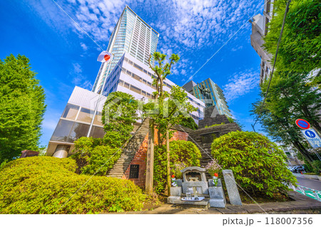 日本の東京都市景観　渋谷の合同庁舎西側に史上最大のクーデタ―未遂事件、ニ・ニ六事件、その慰霊像が… 118007356